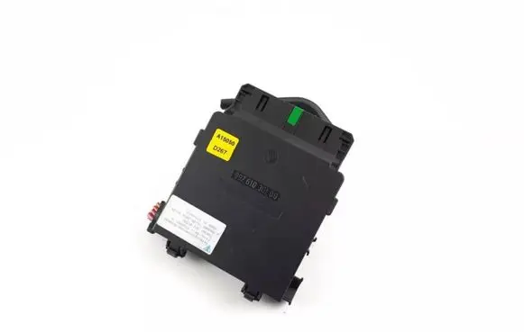 Porsche 911 997 Fuse box set 99761030300 99761030100 1534826-1