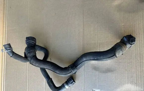 Audi Q5 SQ5 Engine coolant pipe/hose 8R0121049J