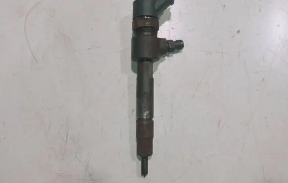 Alfa Romeo 147 Fuel injector 0445110276 8R86325AA