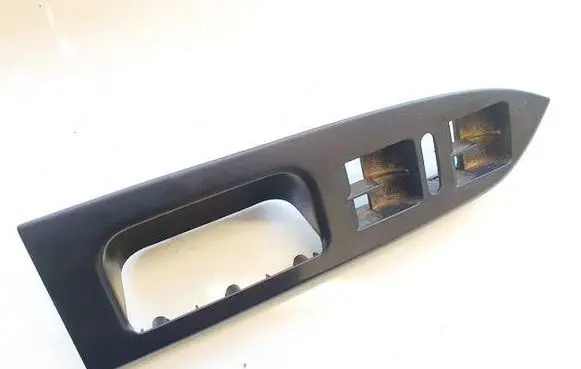 Volkswagen Touran I Front door window switch trim 1T1867371H