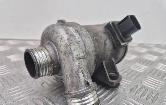 BMW 5 F10 F11 Electric auxiliary coolant/water pump 8625097 17669711 703665