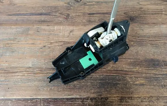 Porsche Boxster 986 Gear shifter/selector 98642401002