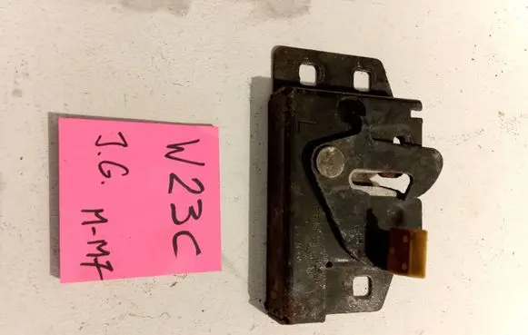 Ford Mondeo MK I Rear door lock 93BBF21813AF