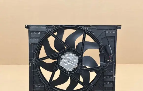 BMW Z4 g29 Electric radiator cooling fan