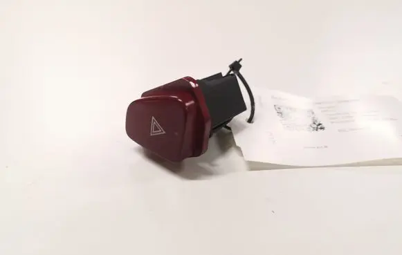 Peugeot 607 Hazard light switch