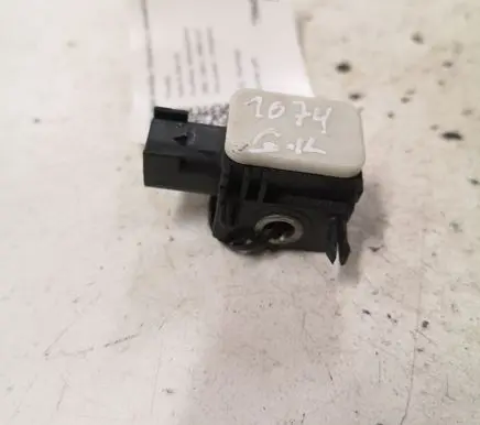 Hyundai Santa Fe Airbag deployment crash/impact sensor 959202B000 SA320080000