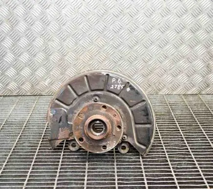 Audi Q3 8U Front wheel hub 1K0615312