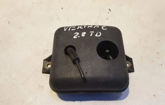 Vacuum air tank