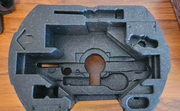 Volkswagen Jetta VI Glove box in trunk 5C0012115J
