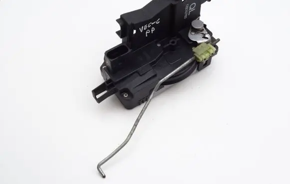 Opel Vectra C Front door lock 13210765