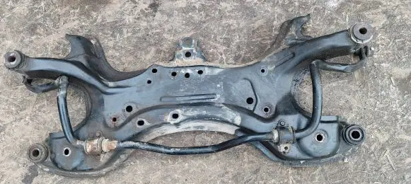 Toyota Avensis T250 Front subframe