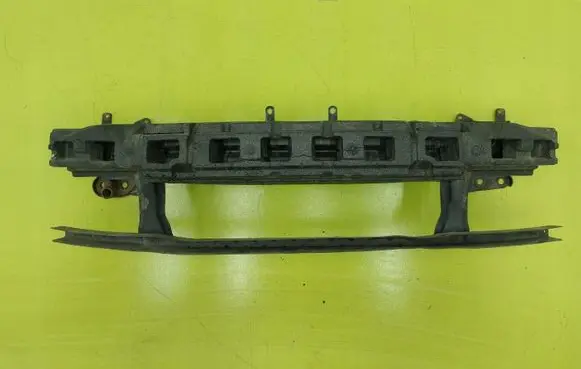 Volkswagen PASSAT B6 Front bumper cross member