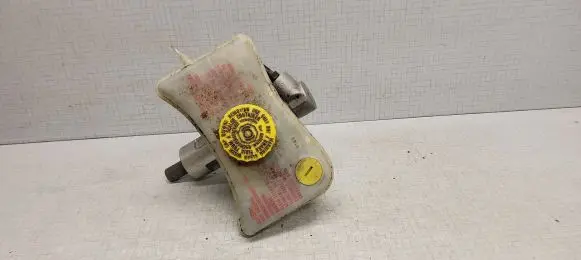 Audi A4 S4 B6 8E 8H Brake fluid reservoir 8E0611301E