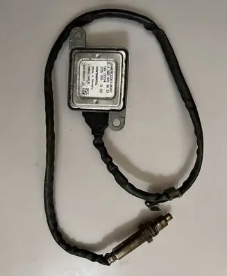 Mercedes-Benz E W212 Lambda probe sensor A0009059803 5WK96683E