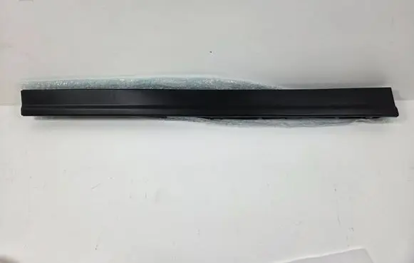 Land Rover Range Rover Sport L461 Foot area side trim N9X2-101D56-A