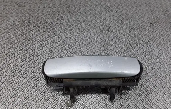 Audi A4 S4 B7 8E 8H Rear door exterior handle 4B0839885