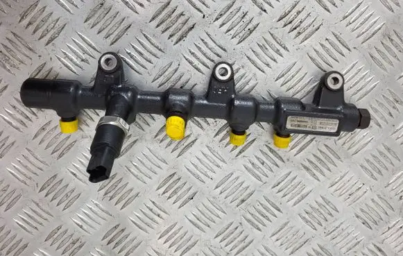 Hyundai Terracan Fuel main line pipe