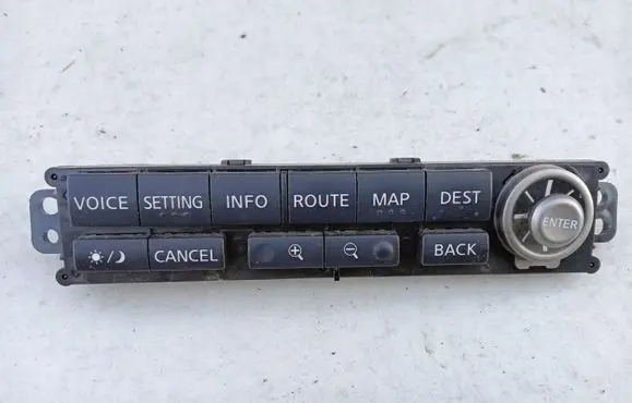 Nissan X-Trail T30 Tailgate/trunk/boot open switch 28395EQ301