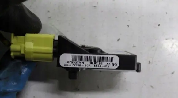 Honda CR-V Airbag deployment crash/impact sensor 77950scae814m1