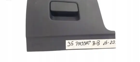 Volkswagen PASSAT B8 Glove box