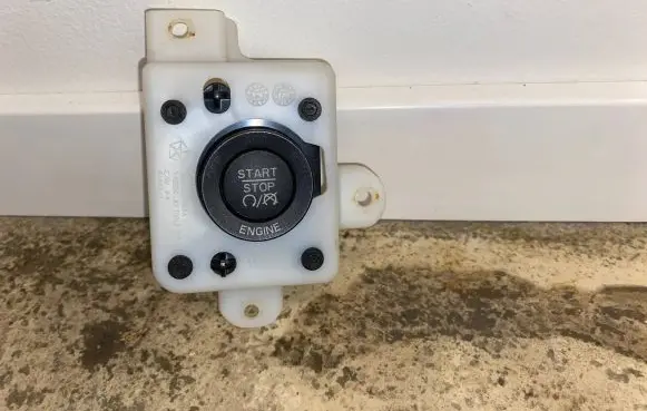 Jeep Cherokee Engine start stop button switch ER0104989 39754J 2013DJ7302