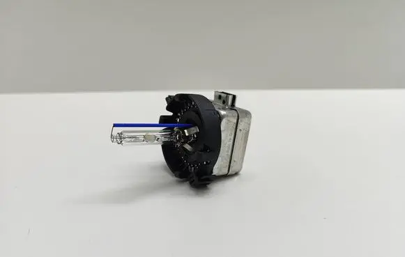 BMW 5 E60 E61 Xenon bulb 16109700 00424333