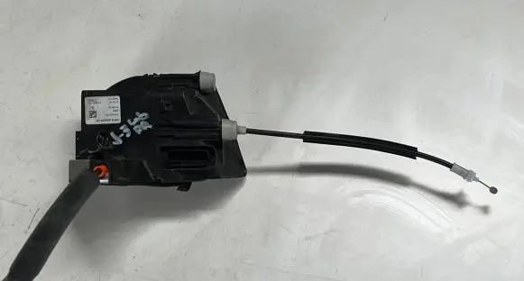 Jaguar XE Front door lock HX73203A28JA X760 C62409100