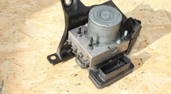 Fiat Tipo ABS Pump 00520635980 520635980