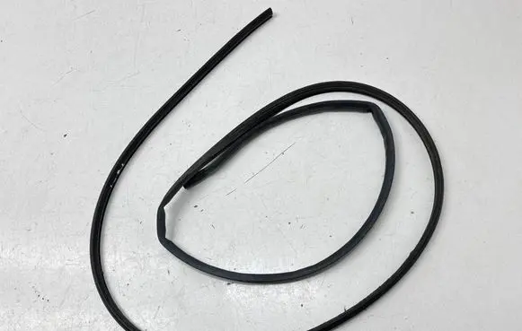 Volkswagen Transporter - Caravelle T6 Sliding door rubber seal 7F7837761
