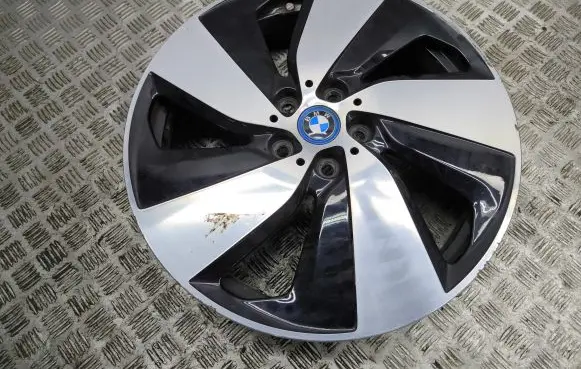 BMW i3 R19 alloy rim 6856896