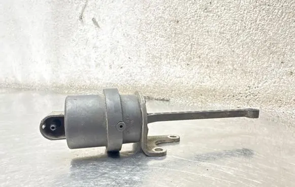 Opel Astra J Valve vacuum 4010992E