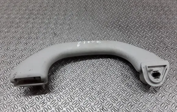 Volkswagen Touran I Front interior roof grab handle