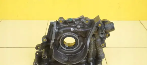 Ford Mondeo MK IV Oil pump BM5G6600FC 26SP31