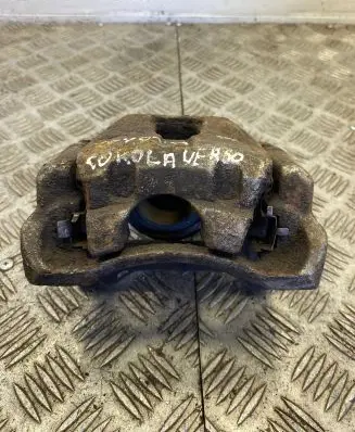 Toyota Corolla Verso E121 Front brake caliper