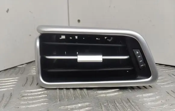 Maserati Ghibli Dashboard side air vent grill/cover trim 6700190620