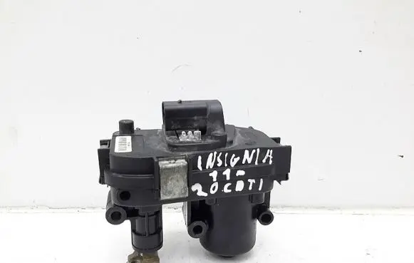 Opel Insignia A Intake manifold valve actuator/motor 