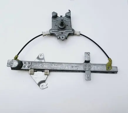 Nissan Almera Tino Rear door manual window regulator 114930