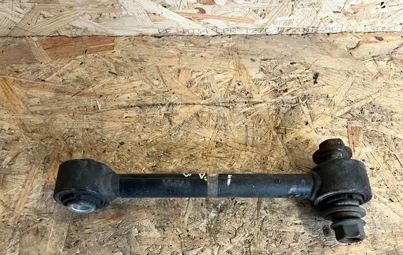 KIA Sorento Rear control arm