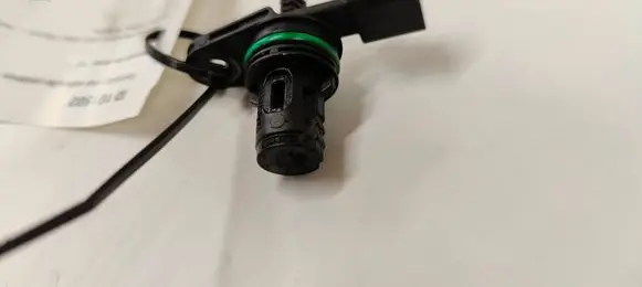 Camshaft position sensor