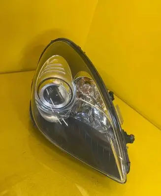 Mercedes-Benz SLK AMG R171 Headlight/headlamp A1718202061KZ