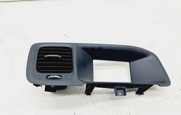 Volvo S60 Dash center air vent grill 39804059 1281641