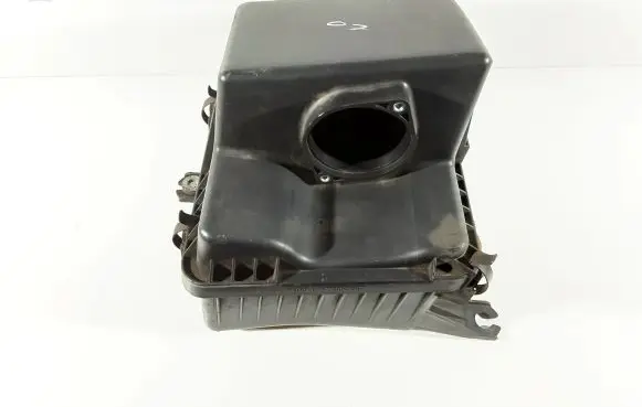 KIA Sorento Air filter box 281103E700 Y70