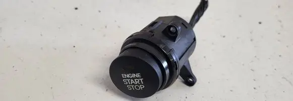 Hyundai ix35 Engine start stop button switch B5N
