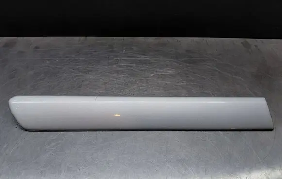 Mercedes-Benz CLK A208 C208 Rear fender molding trim A2086900462