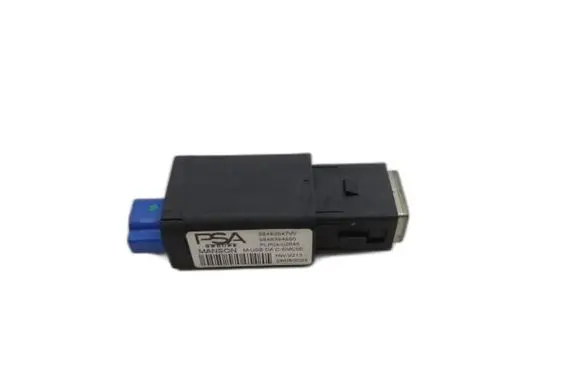 Citroen C4 III e-C4 iPod connector socket 98483947VV