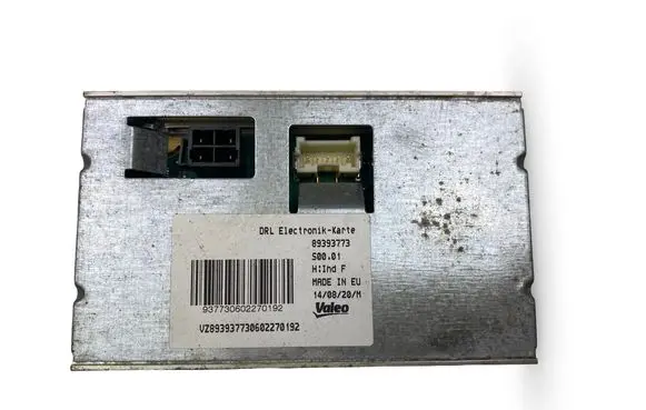Volkswagen PASSAT B7 Other control units/modules 89393773