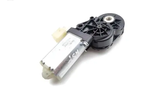 BMW X4M F98 Front door window regulator motor 0390203487 3189735 82764229-4