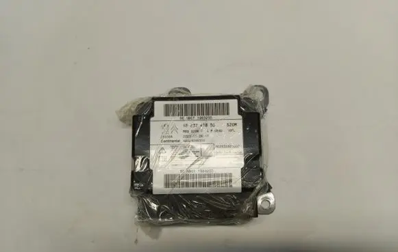 Opel Grandland X Airbag control unit/module 9823741880