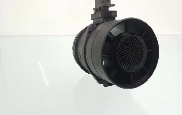 BMW X1 E84 Mass air flow meter 8509724 0281006146