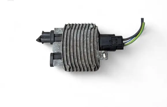 Ford Mondeo Mk III Fan control module 940.0041.01